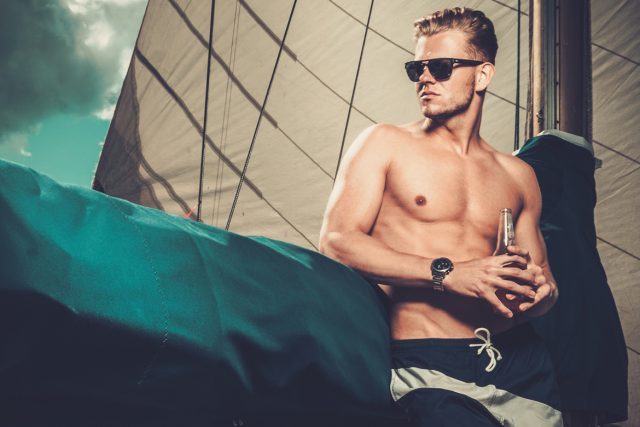 Y’a du soleil et des beaux gars…