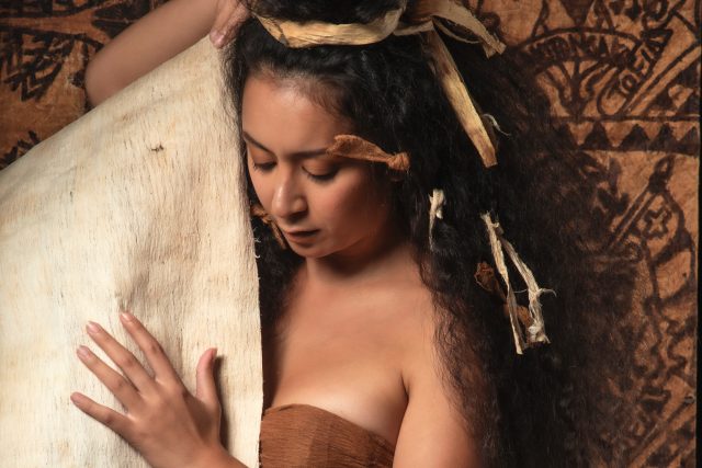 La légende de Hina-tutu-ha’a la déesse batteuse de tapa