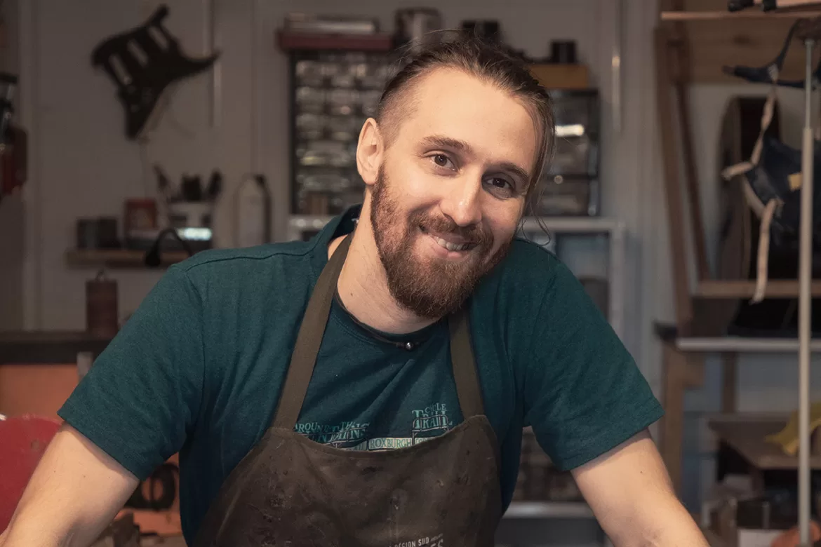 Romain Giraud, luthier