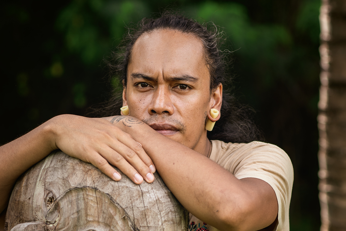 Rihi Teikitutoua : Enana Art