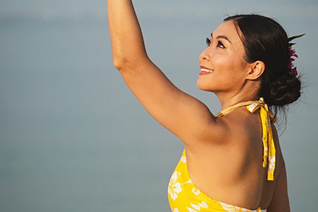 Béatrice Caisson : Coach de vie et instructrice de danse à Singapour