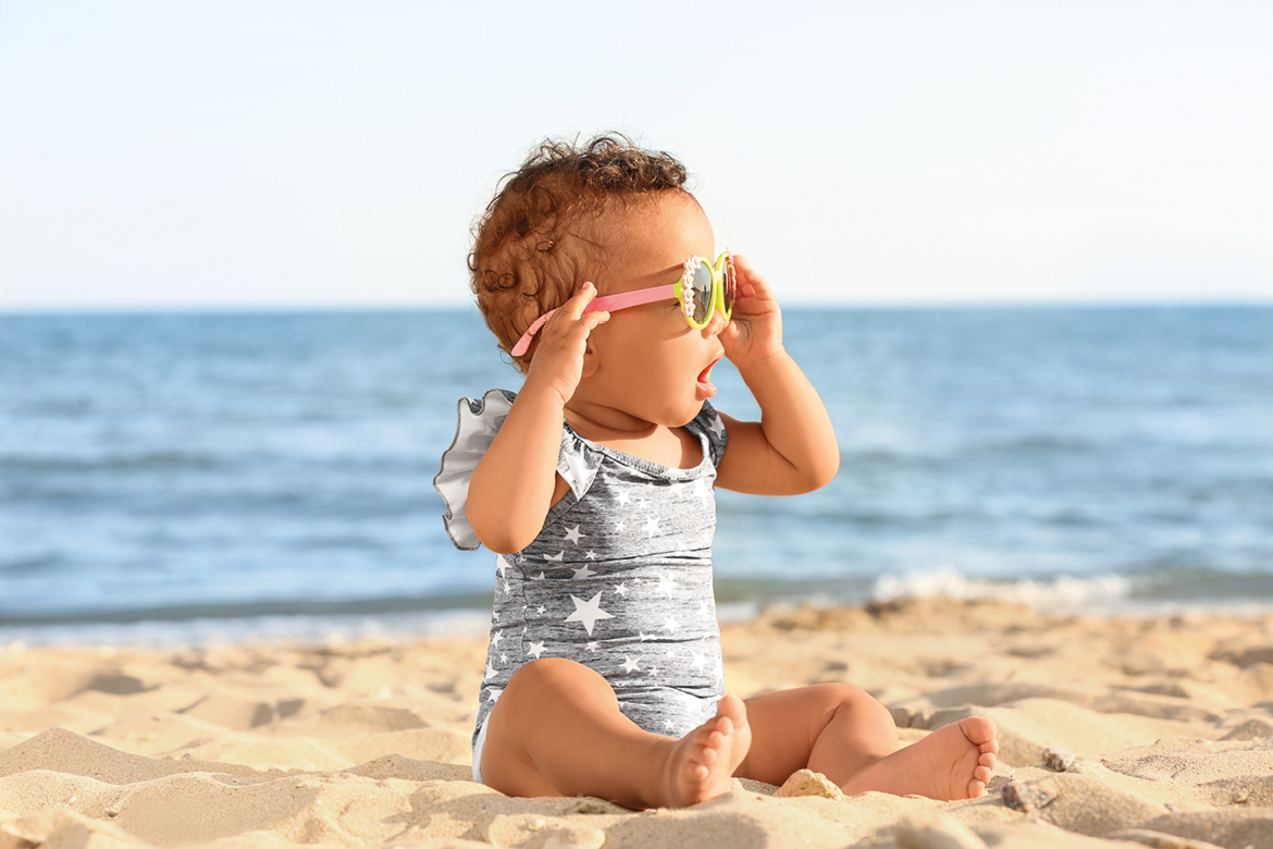 Retour de plage : Guide spécial enfants sableux, ébouriffés et un peu collants…